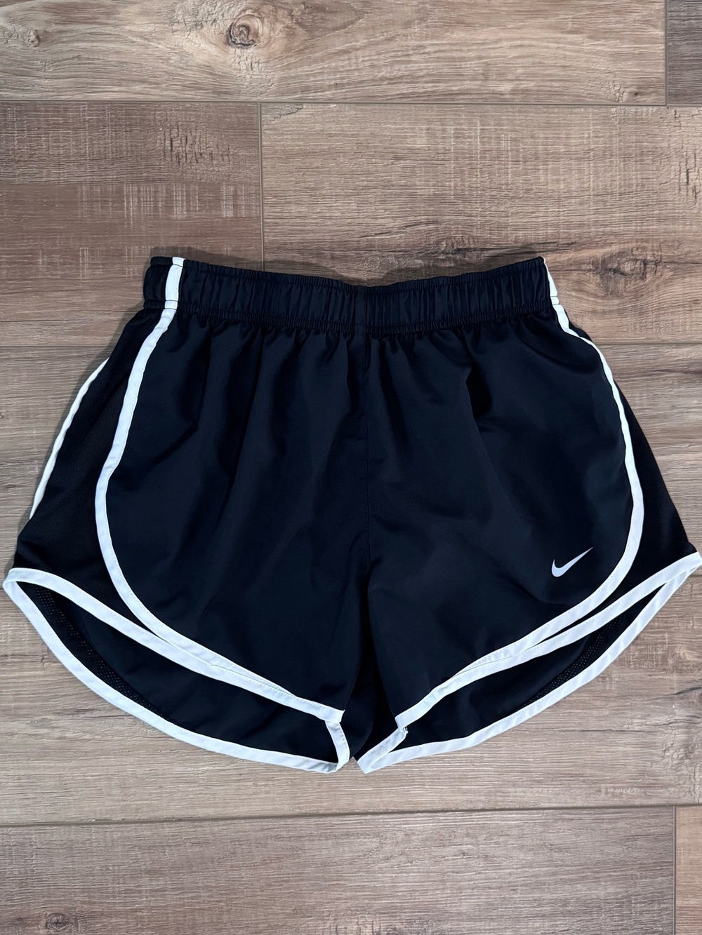 Nike DRI-FIT Tempo Mid Rise Black Athletic Shorts with White Piping